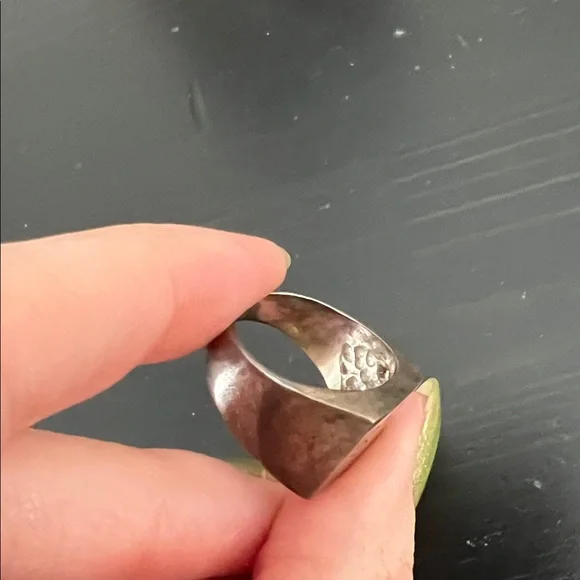 Souvenir Jewelry Silver Bark at the Moon Ozzy Osbourne Ring - Picture 6 of 16